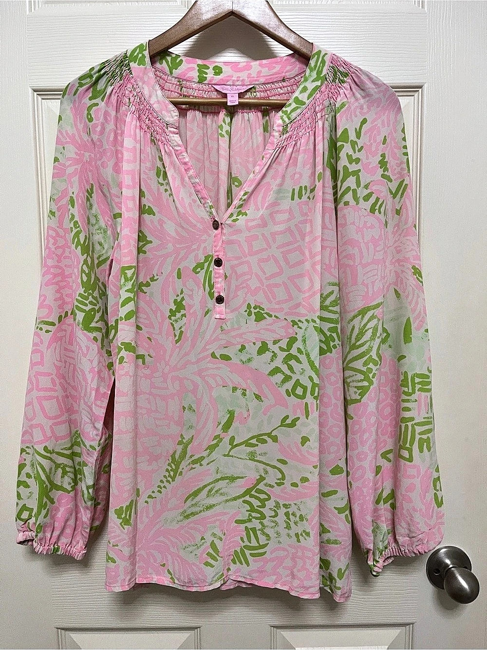 Lilly Pulitzer Elsa Silk Top Abstract 100% Silk Blouse Pink & Green Size XL